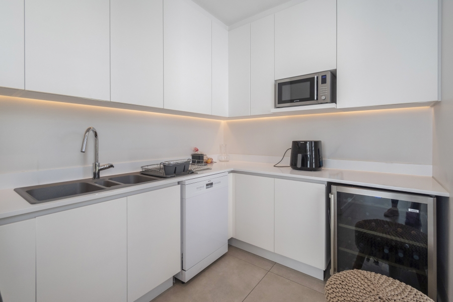 To Let 4 Bedroom Property for Rent in Camps Bay Western Cape